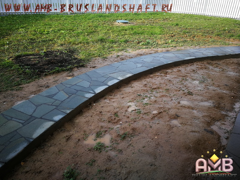 Укладка камня плитняка с соблюдением швов