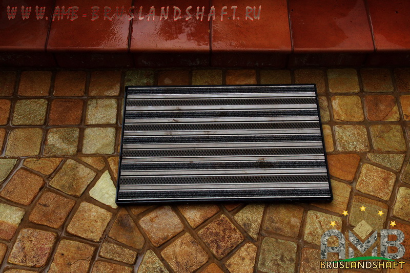 Шов галтованный у брусчатки