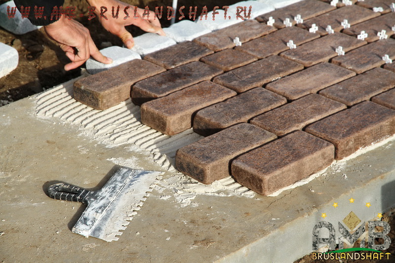 Шов галтованный у брусчатки