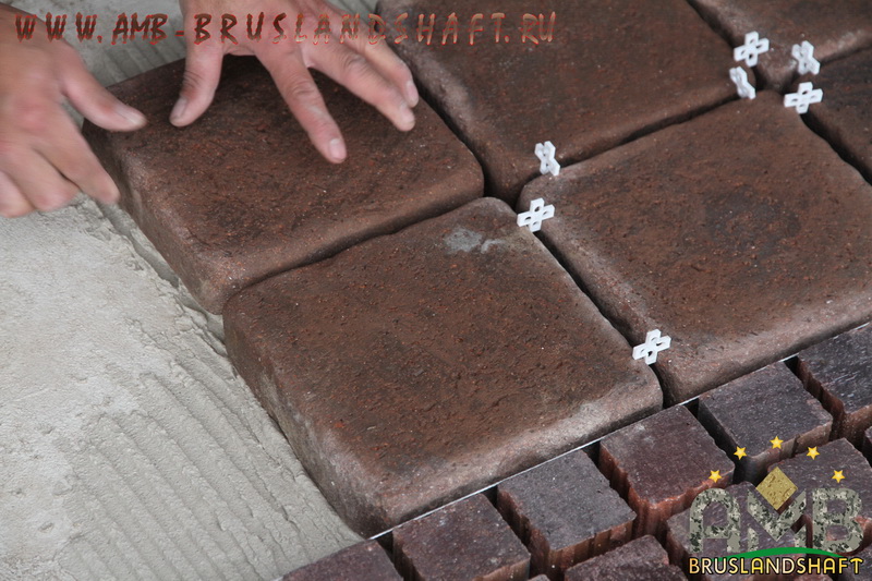 Шов галтованный у брусчатки