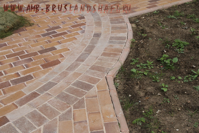 Неправильная укладка клинкерной брусчатки