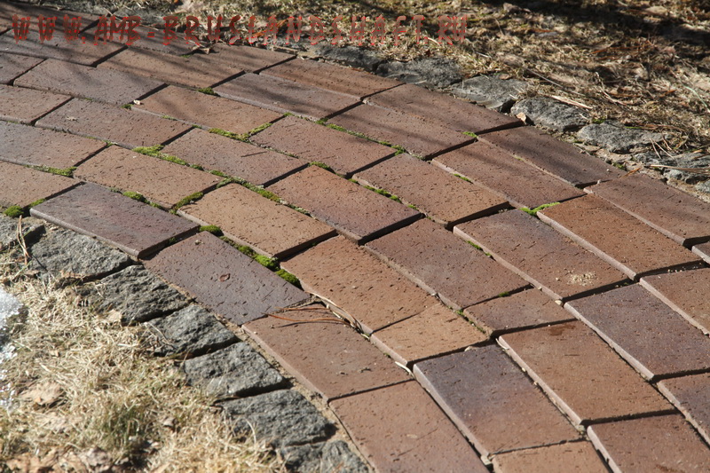 Неправильная укладка клинкерной брусчатки