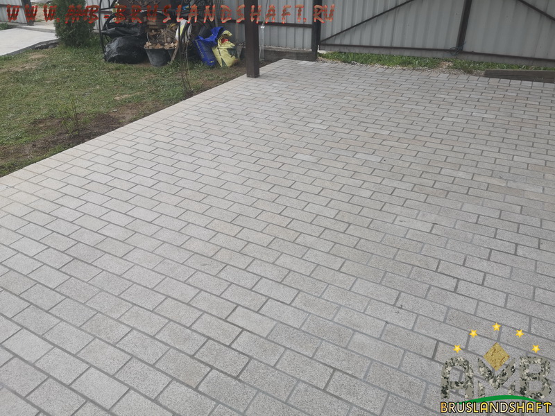 Гранитная брусчатка уложенная по технологии AMB-bruslandshaft
