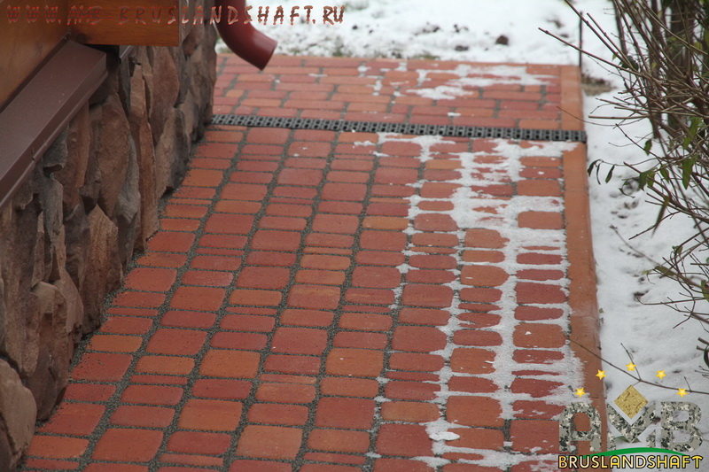 Вибропрессованная брусчатка: укладка по нашей технологии