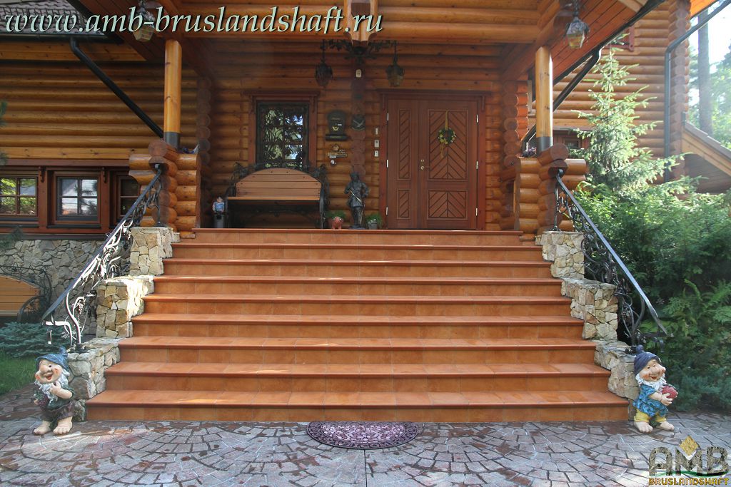 Завершенная работа по укладке клинкерной плитки