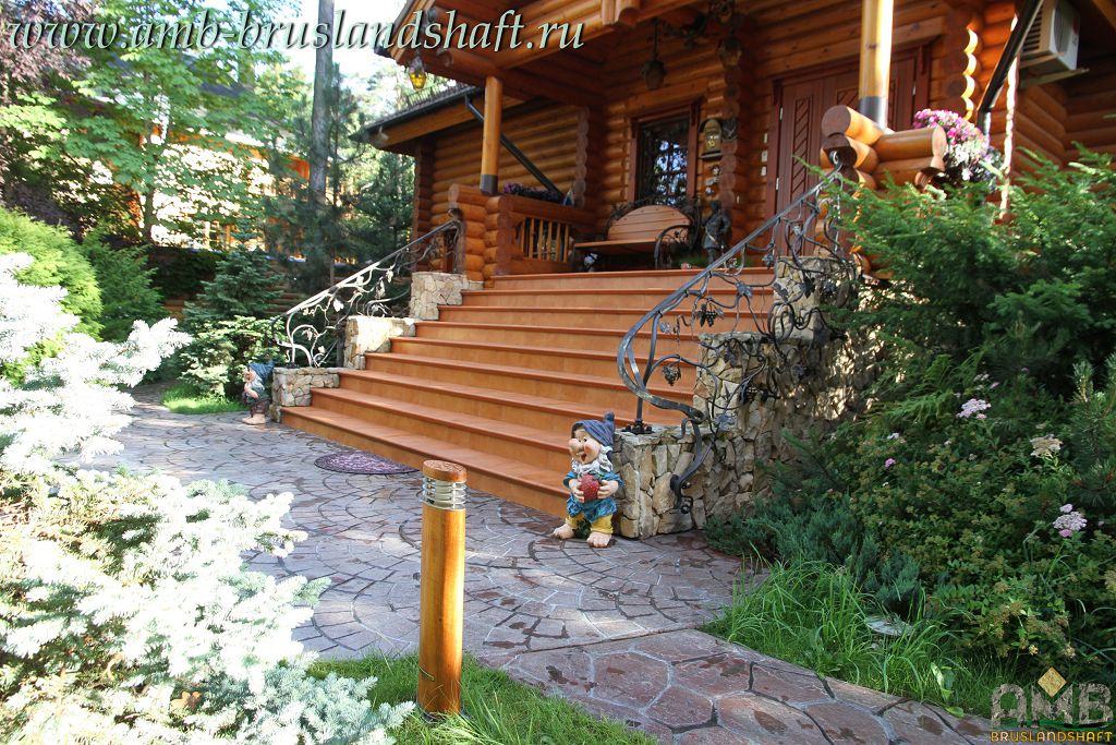 Завершенная работа по укладке клинкерной плитки