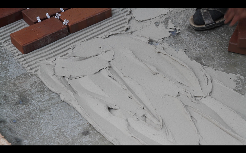 Укладка клинкерной брусчатки