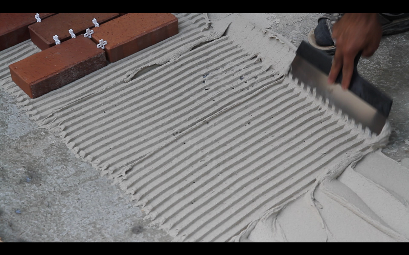 Укладка клинкерной брусчатки