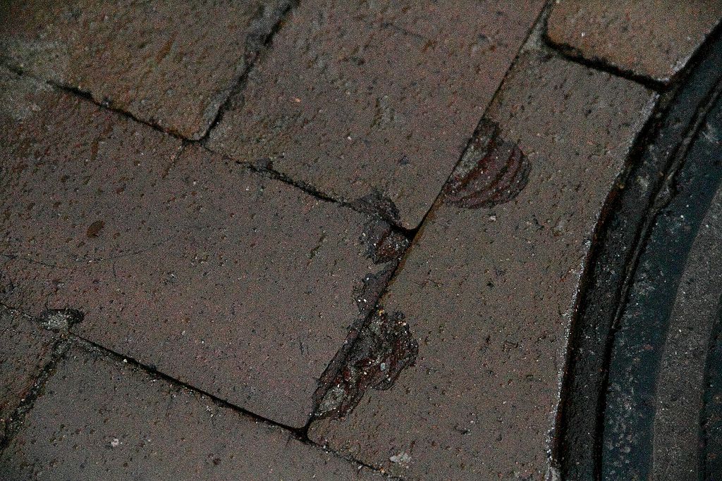 Деформация основания и дефекты клинкерной брусчатки